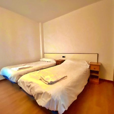 Tucamp 2,8 Al Lado Del Telecabina 恩坎普 外观 照片